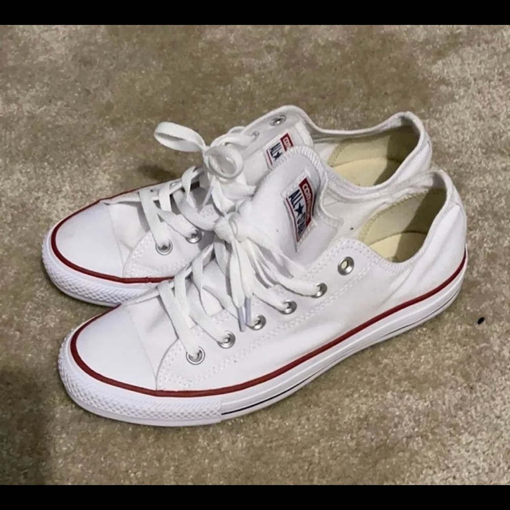 White converse - Picture 2 of 2